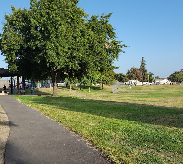 Roeding Heights Park (Ceres,&nbspCA)